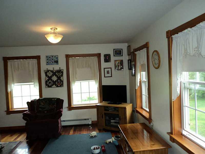51 Todds Corner Road St. Albans, ME 04971 - Photo 7 of 16 Living Room.