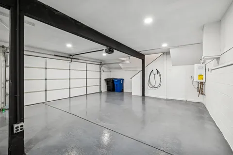 a view of a garage