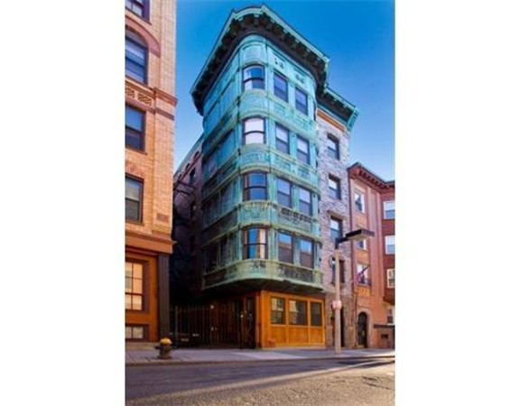 18 Cooper Street, Unit 2 Boston, MA 02113 - Photo 1 of 20 Gallery Image 1