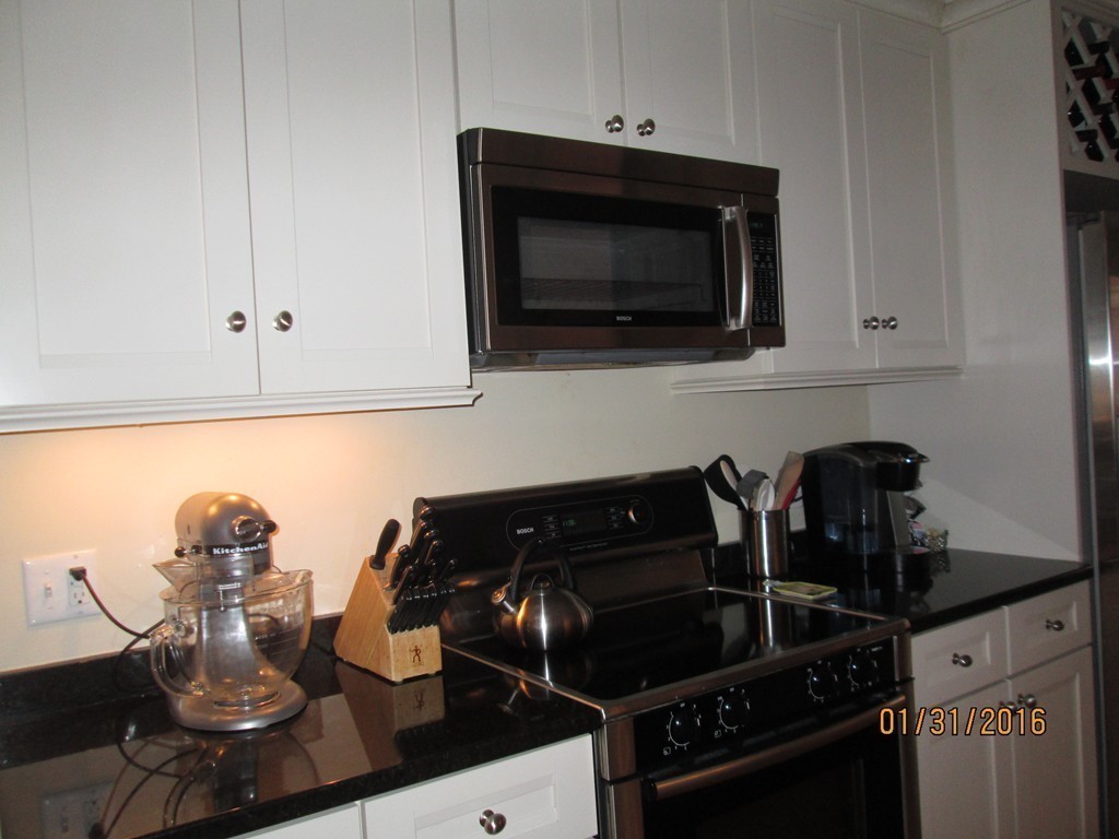 18 Cooper Street, Unit 2 Boston, MA 02113 - Photo 4 of 20 Gallery Image 4