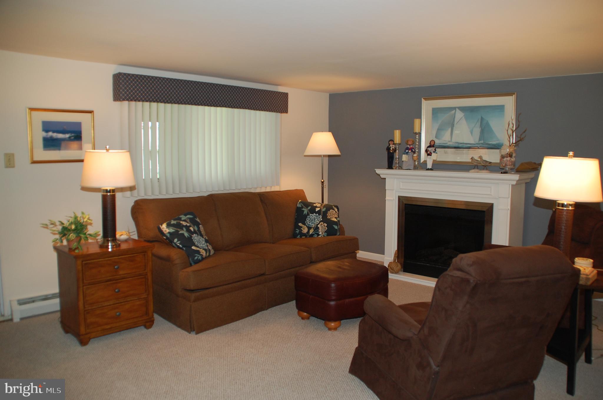 1349 Nevarc Road Warminster, PA 18974 - Photo 22 of 45 What a great Family Room!