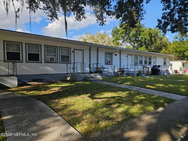 $1,175 | 5533 Huwood Avenue, Unit 2, Jacksonville, FL 32208