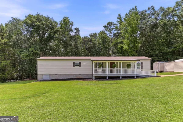 $225,000 | 202 Oak Circle, Hull, GA 30646