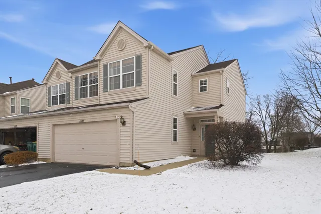 $289,900 | 1110 Colonial Drive, Joliet, IL 60432