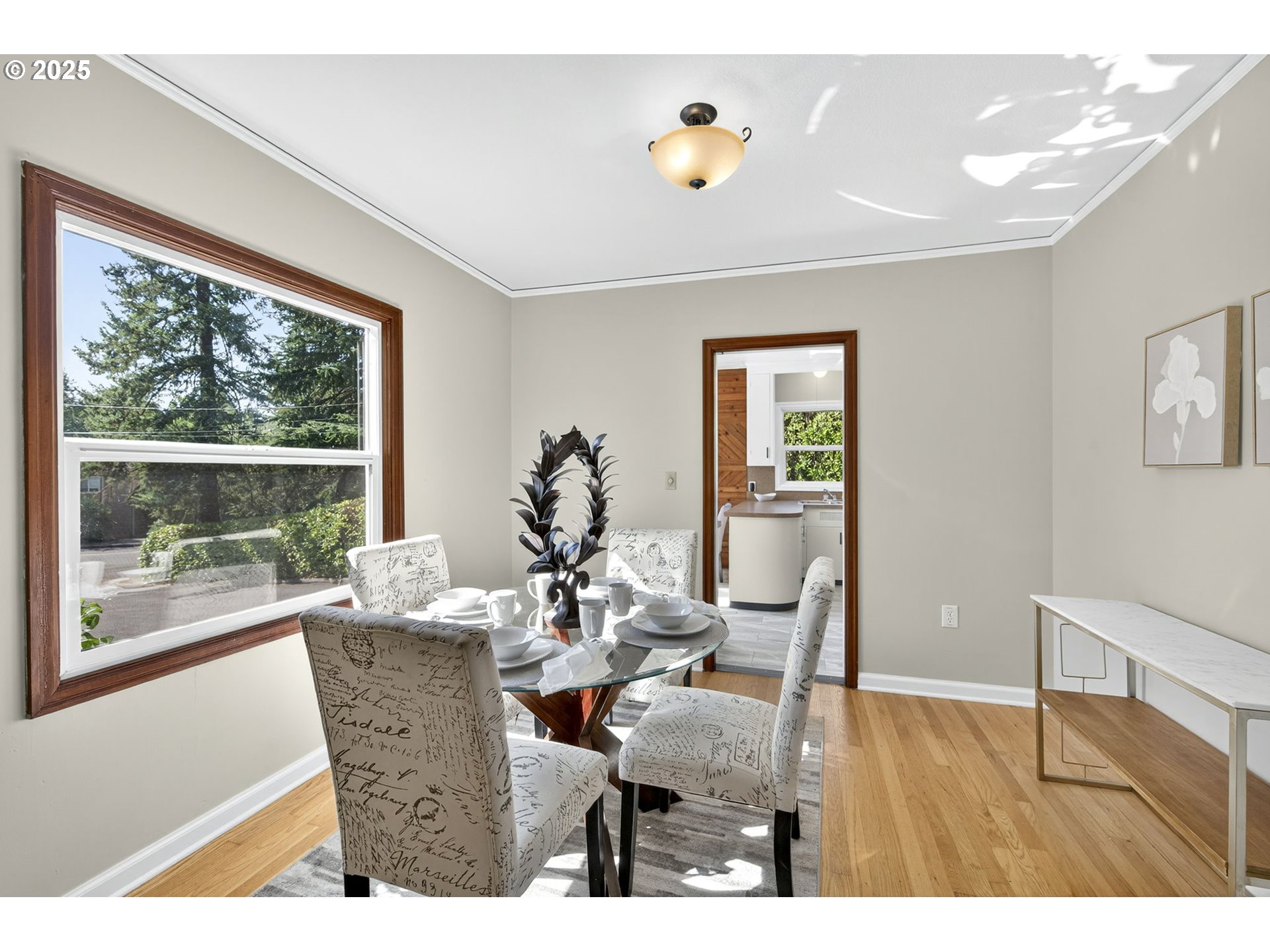 2817 Southwest Spring Garden Street Portland, OR 97219 - Photo 8 of 41 Gallery Image 8