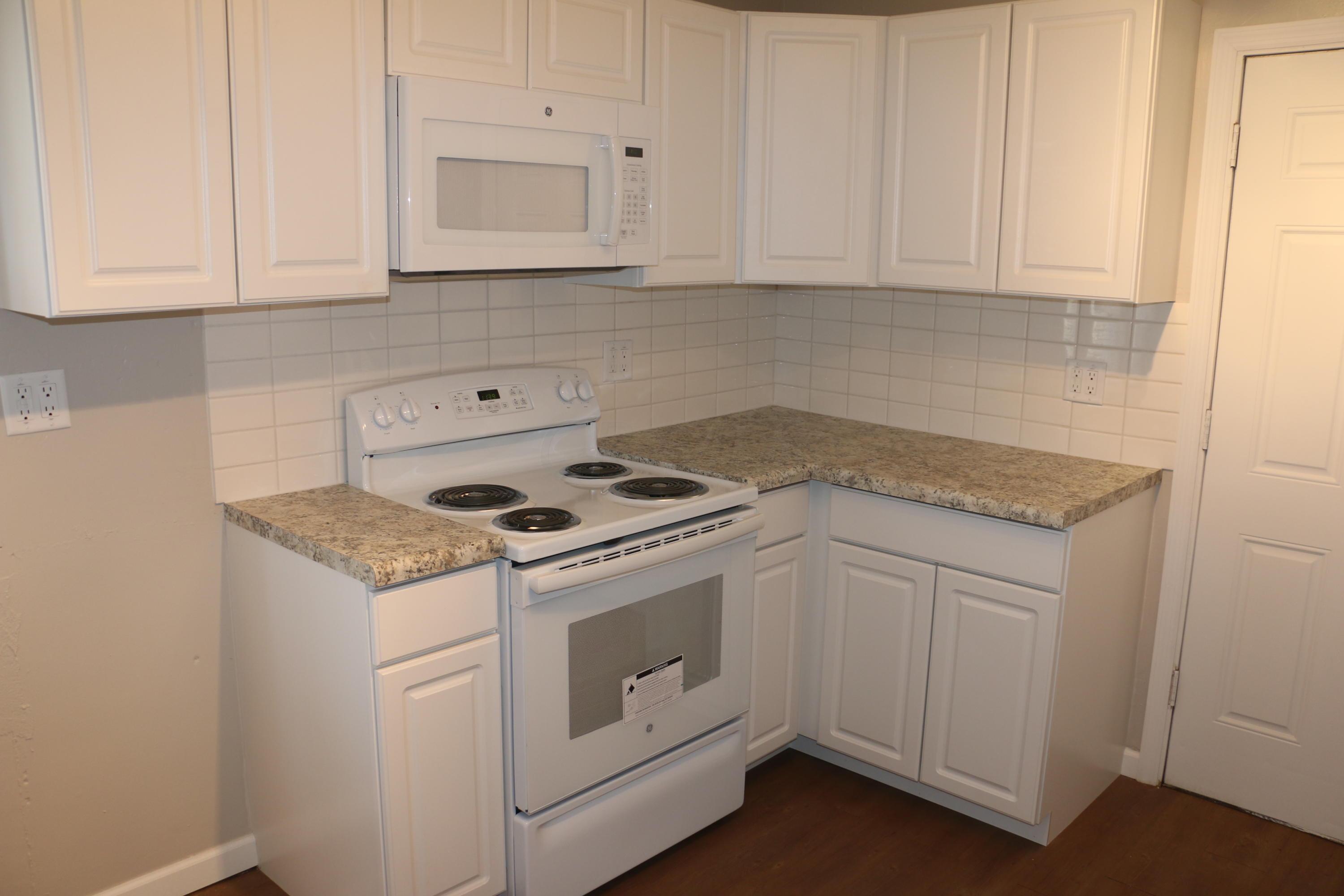 138 North James Road Columbus, OH 43213 - Photo 4 of 21
