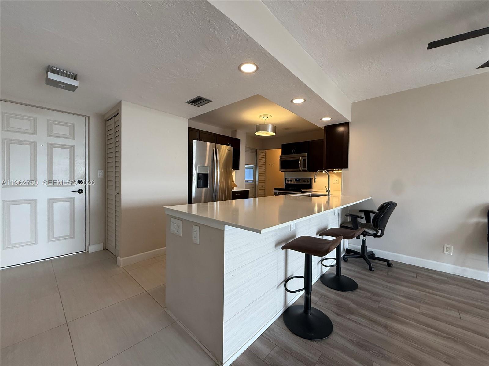 5301 Northwest 2nd Avenue, Unit PHA Boca Raton, FL 33487 - Photo 2 of 28 Gallery Image 2