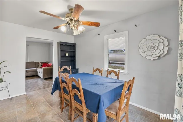 $180,000 | 337 5th St Court, Silvis, IL 61282