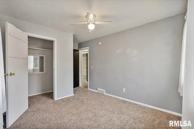 $180,000 | 337 5th St Court, Silvis, IL 61282