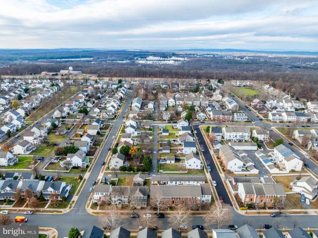 $635,000 | 20419 Charter Oak Drive, Ashburn, VA 20147