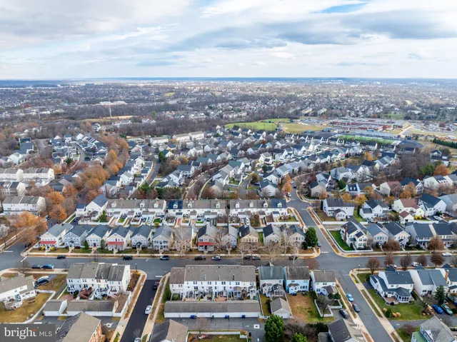 $635,000 | 20419 Charter Oak Drive, Ashburn, VA 20147