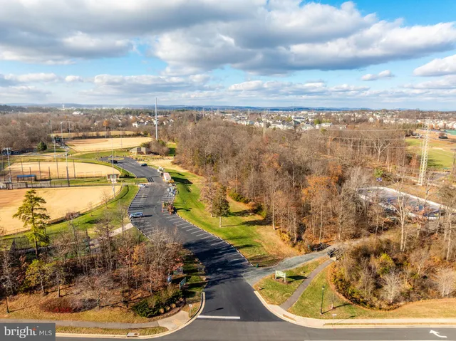 $635,000 | 20419 Charter Oak Drive, Ashburn, VA 20147