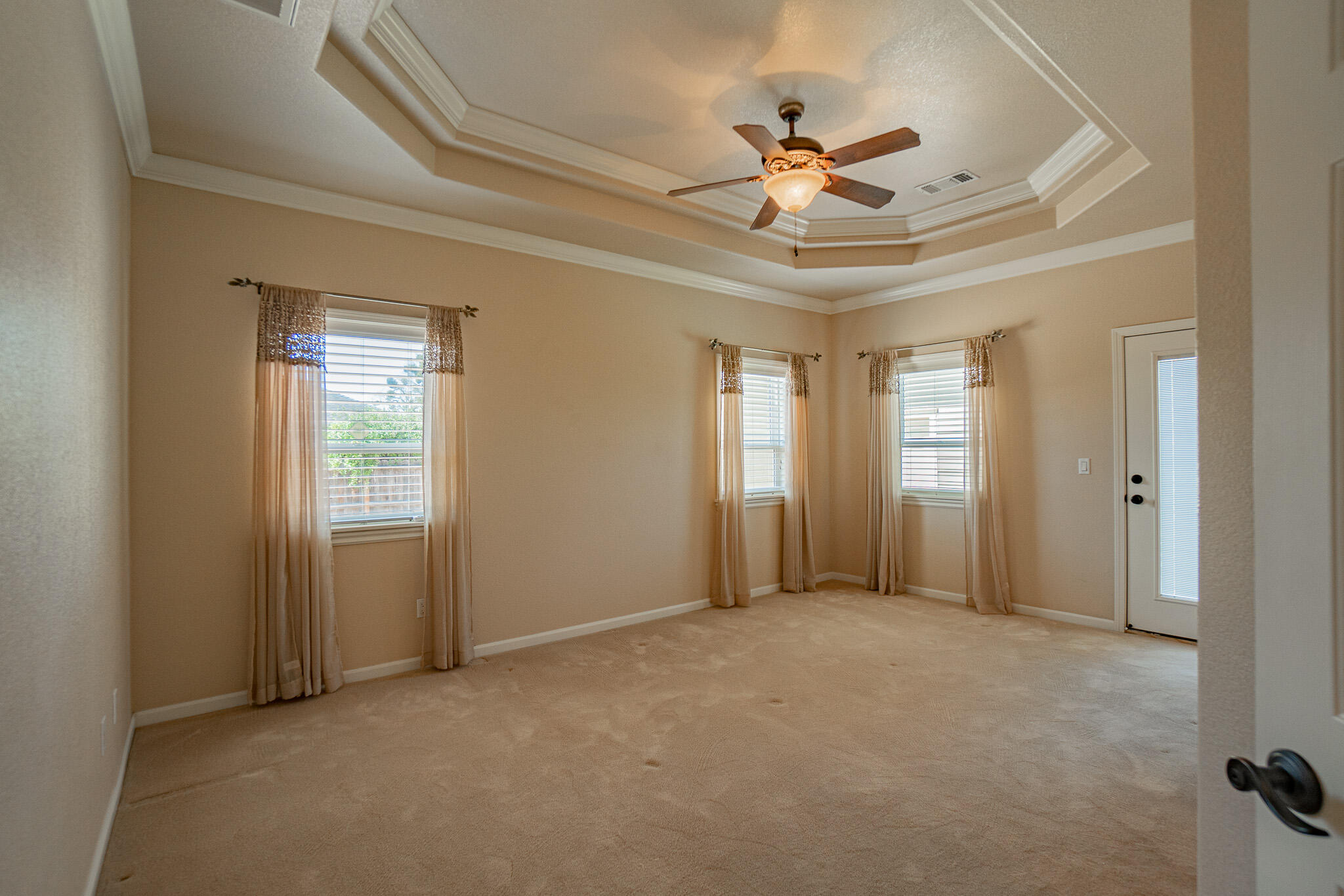 2329 Rabun Way Central Point, OR 97502 - Photo 18 of 40 DSC04244-HDR