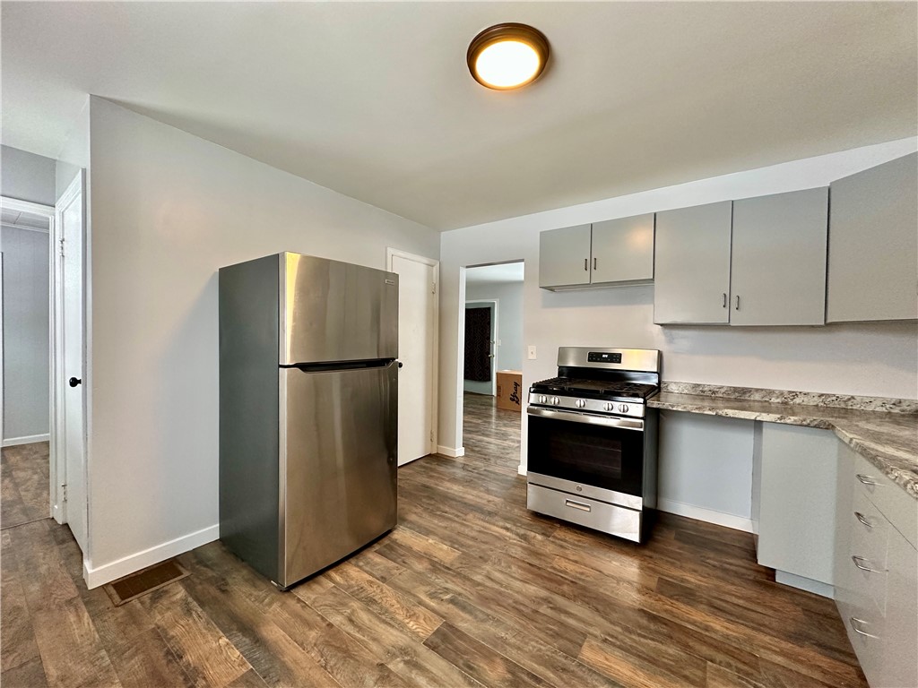 8 Wicks Boulevard Corning, NY 14830 - Photo 6 of 12