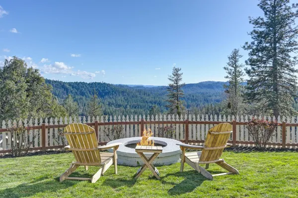 $689,000 | 3554 Braden Road, Camino, CA 95709