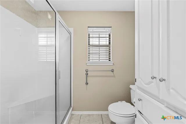 $565,000 | 8216 Teakwood Drive, Woodway, TX 76712