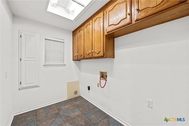 $565,000 | 8216 Teakwood Drive, Woodway, TX 76712