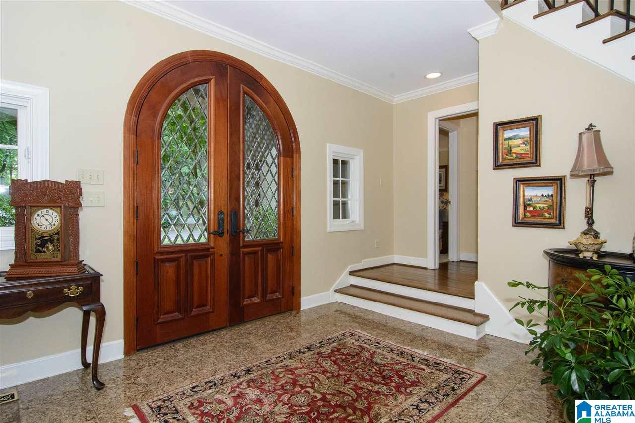 3572 River Bend Road Birmingham, AL 35243 - Photo 2 of 35