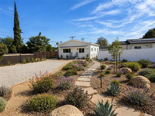 $3,550 | 9132 Balcom Avenue, Northridge, CA 91325