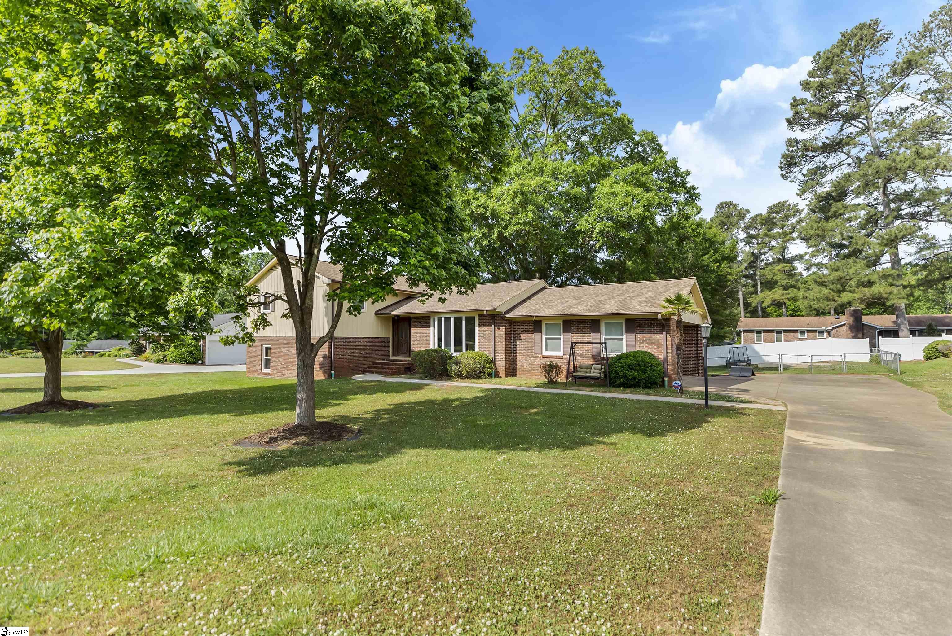 414 Pine Bark Road Anderson, SC 29625 - Photo 2 of 29