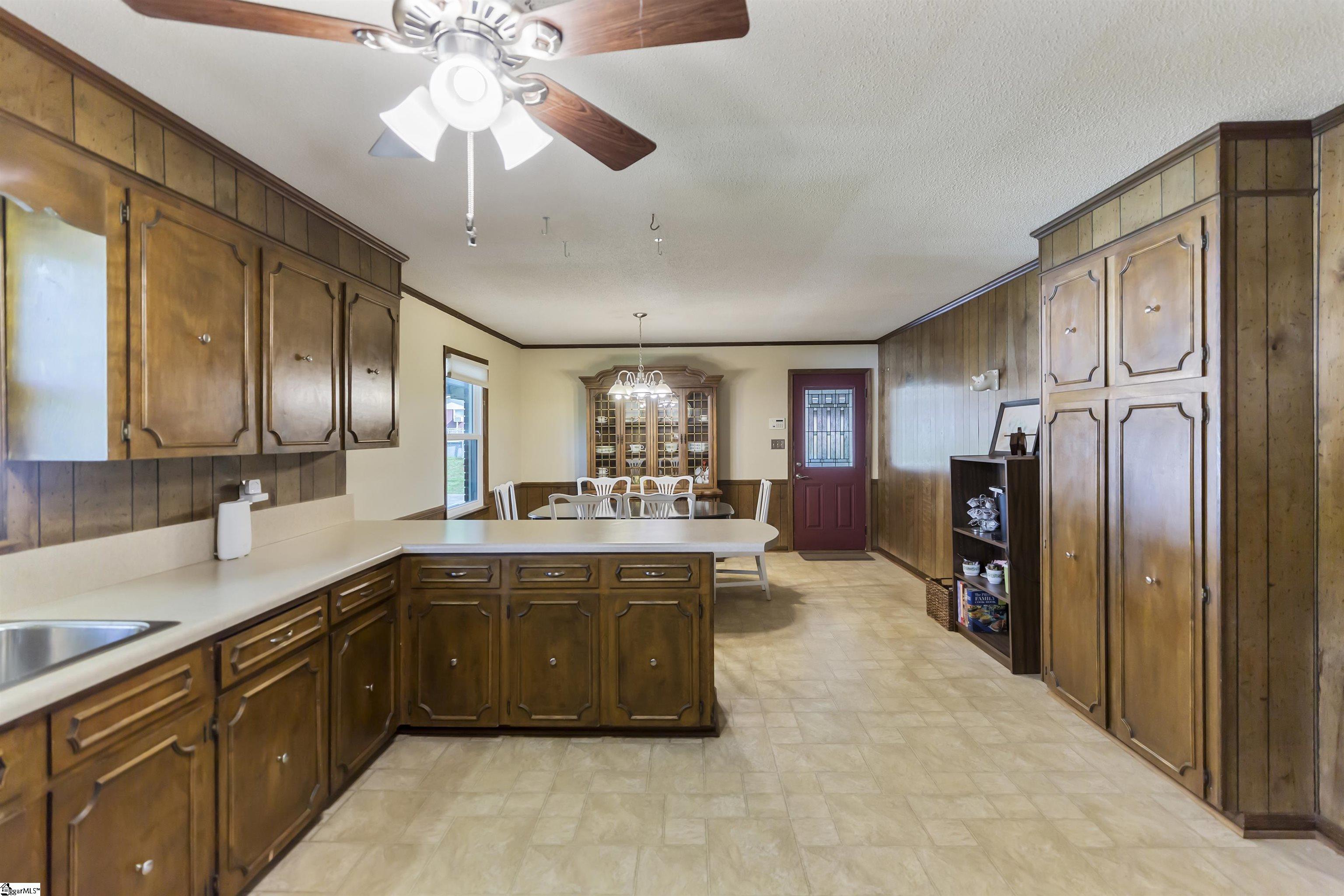 414 Pine Bark Road Anderson, SC 29625 - Photo 9 of 29