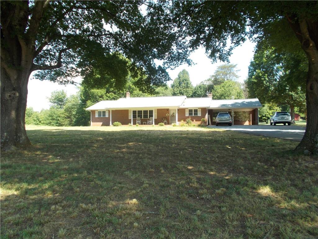 461 Chigger Ridge Road Hickory, NC 28601 - Photo 1 of 36 Gallery Image 1
