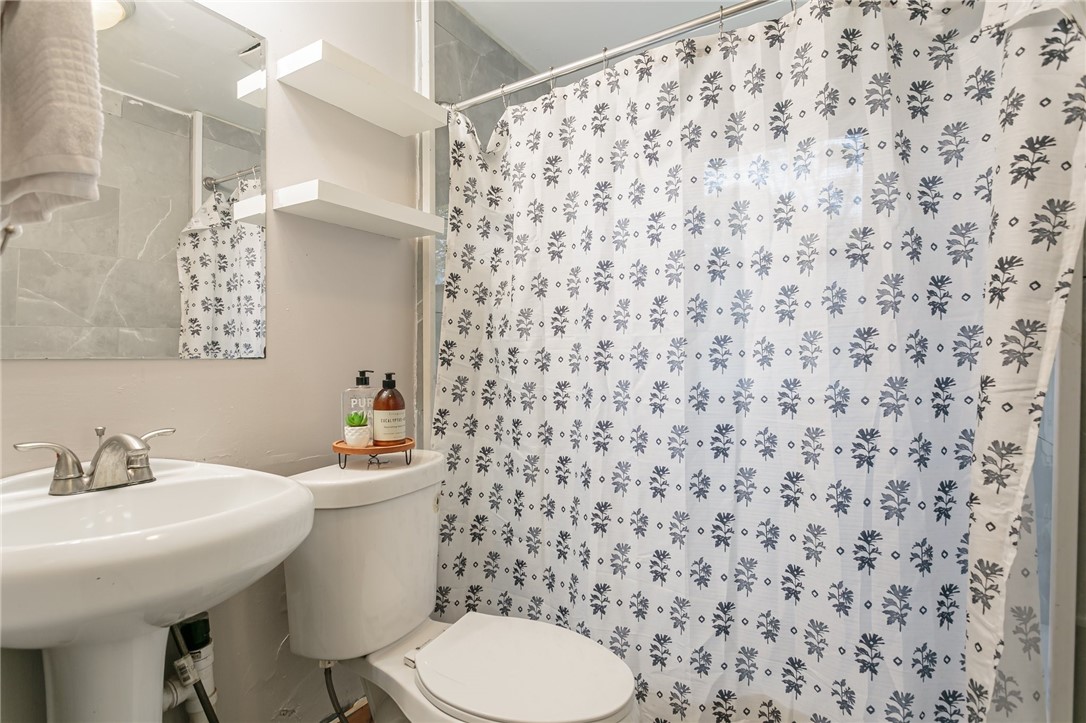 746 Woodbine Avenue Rochester, NY 14619 - Photo 11 of 21