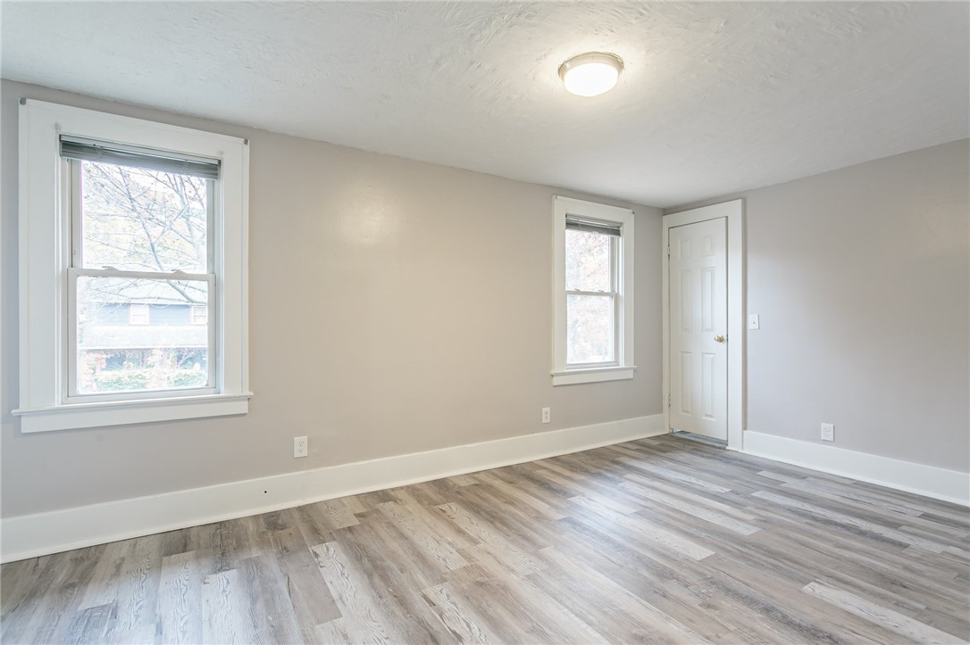 746 Woodbine Avenue Rochester, NY 14619 - Photo 14 of 21