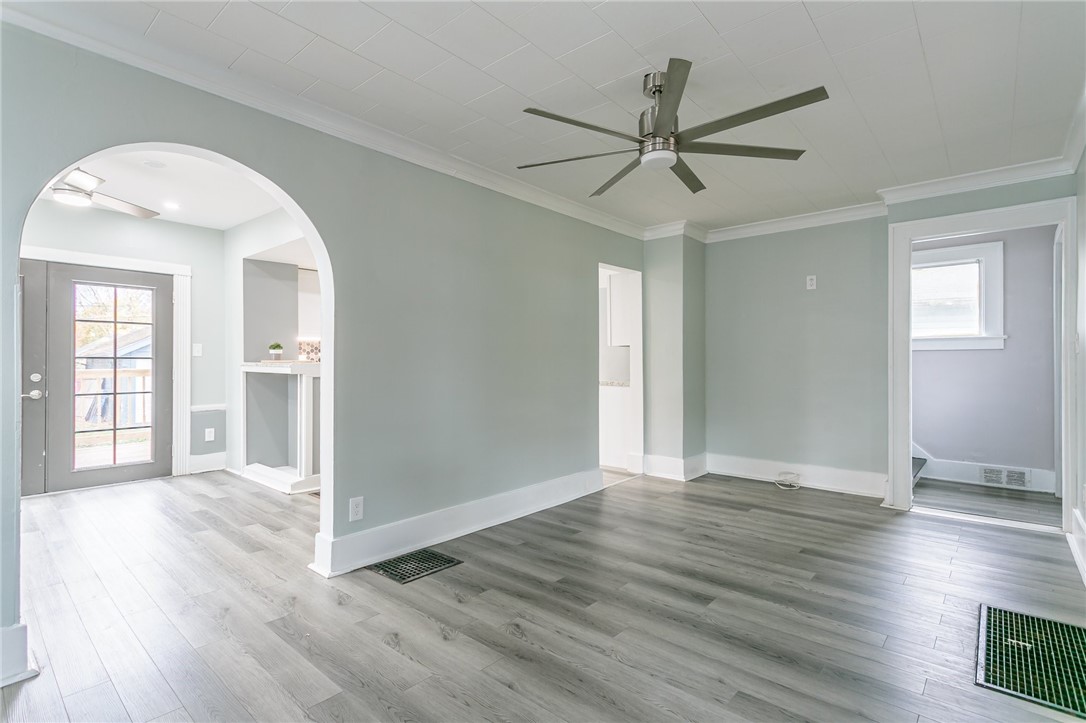 746 Woodbine Avenue Rochester, NY 14619 - Photo 8 of 21