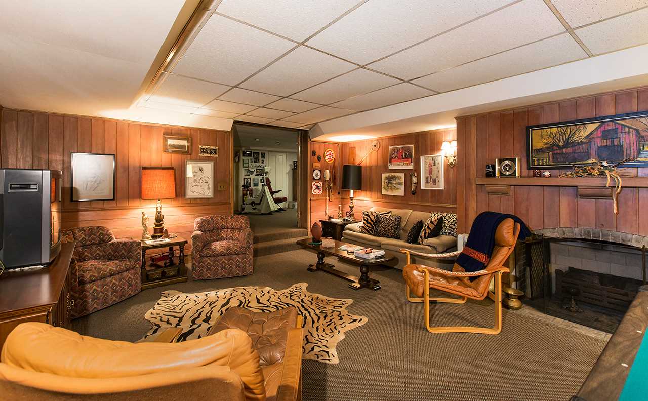2435 Clinton Road Rockford, IL 61103 - Photo 20 of 25 Gallery Image 20