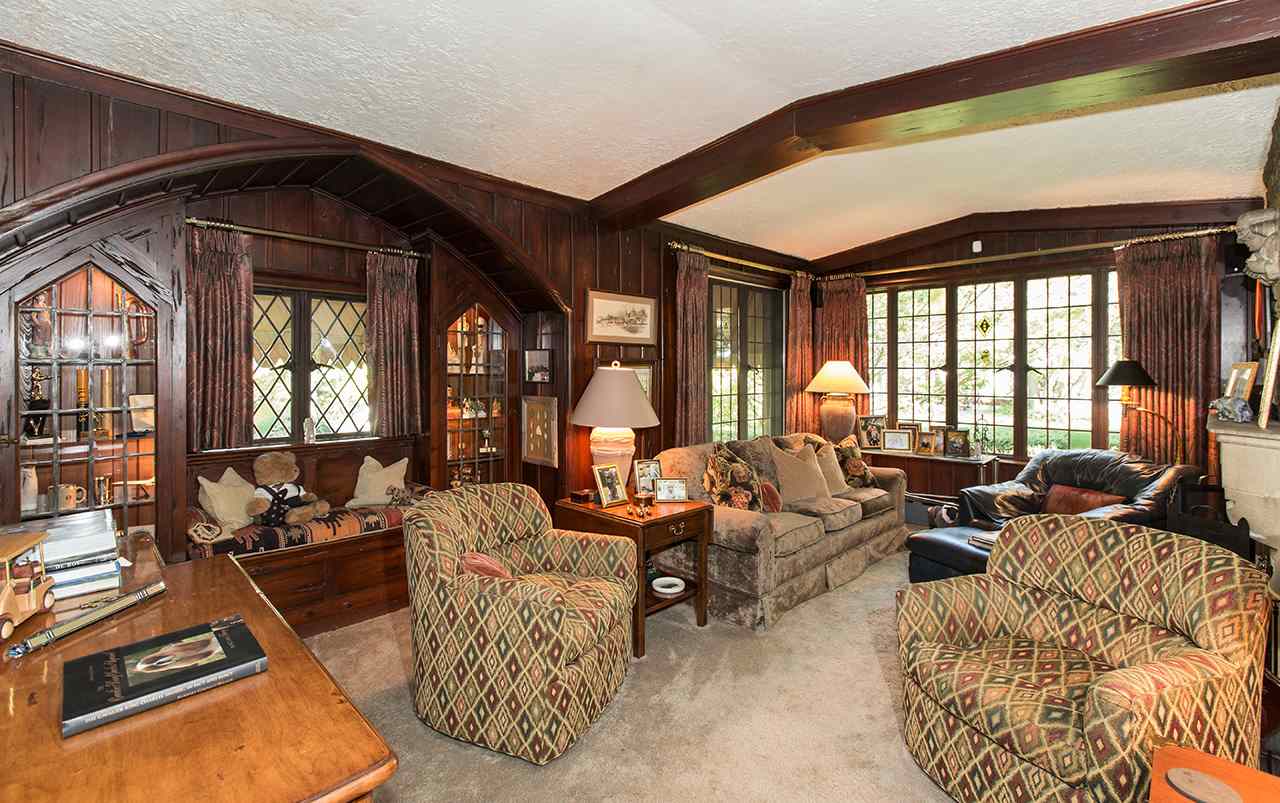 2435 Clinton Road Rockford, IL 61103 - Photo 10 of 25 Gallery Image 10