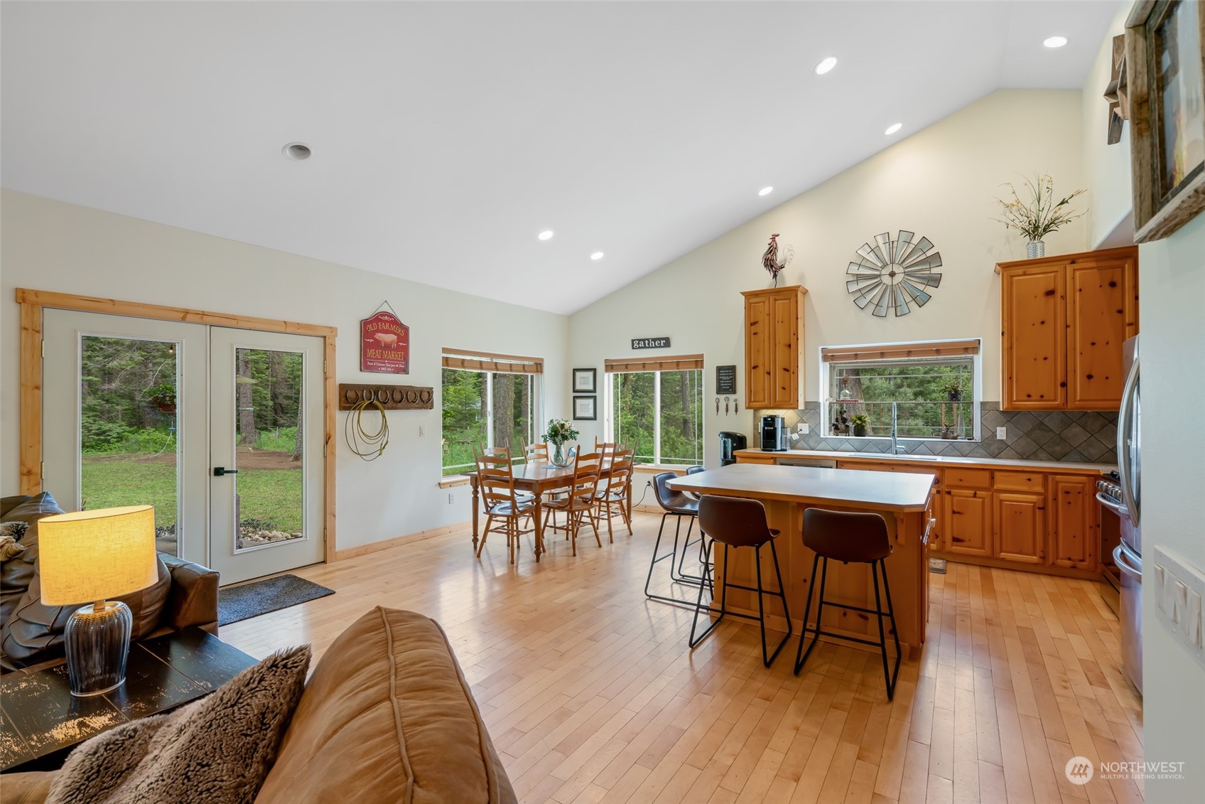 10371 Westside Road Cle Elum, WA 98922 - Photo 8 of 29 Gallery Image 8