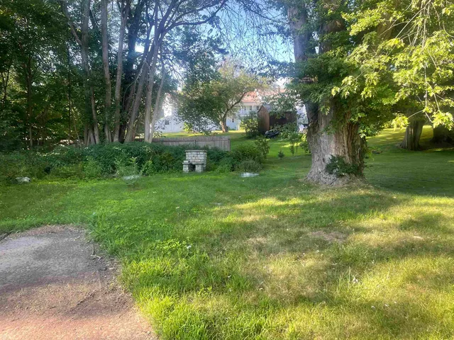 $2,700 | 30 Baker Street, Keene, NH 03431