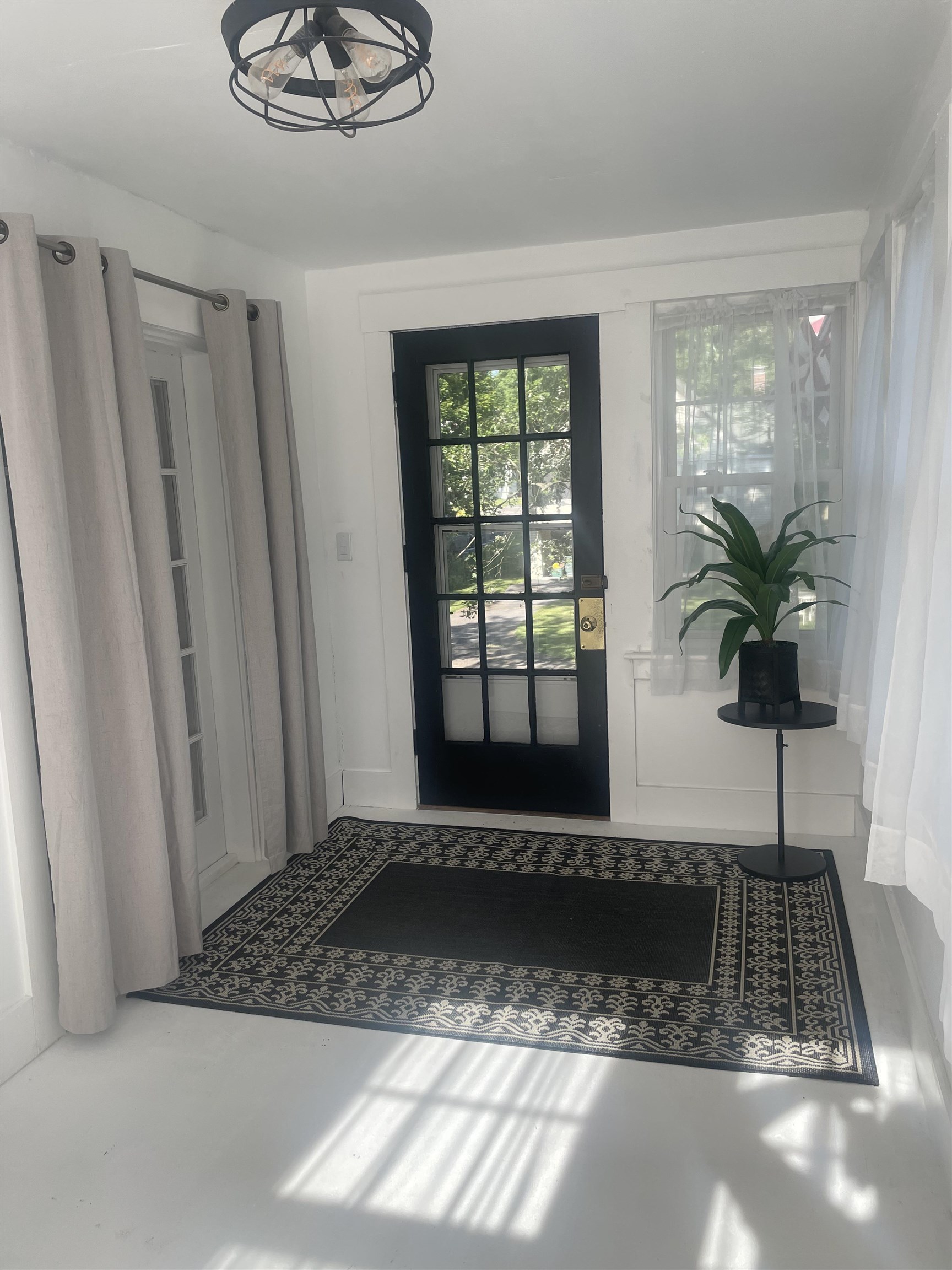 30 Baker Street Keene, NH 03431 - Photo 2 of 11