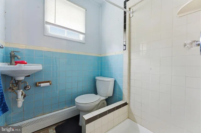 $335,000 | 1034 2nd Avenue, Croydon, PA 19021