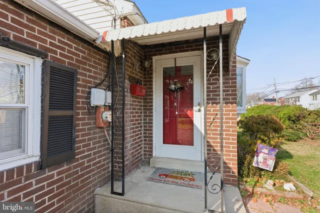 $335,000 | 1034 2nd Avenue, Croydon, PA 19021