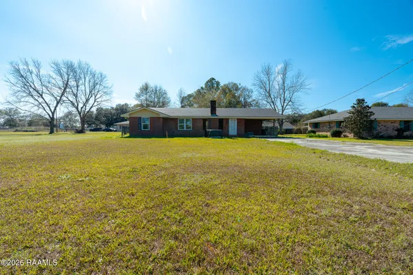 $80,000 | 211 Perry Drive, Abbeville, LA 70510