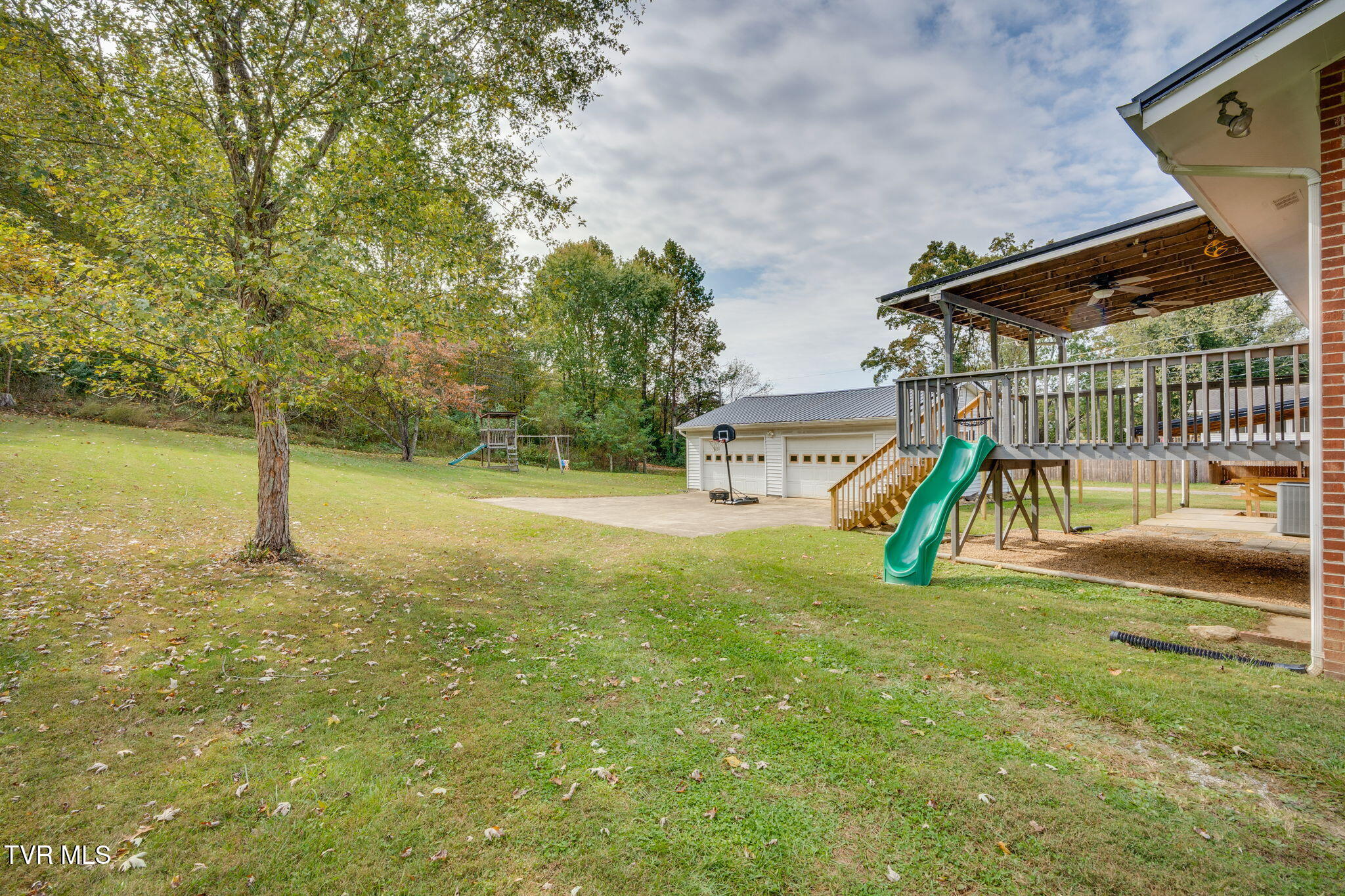 1006 Sylvan Circle Greeneville, TN 37745 - Photo 28 of 34 028