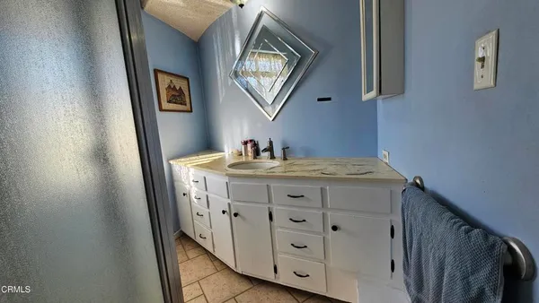 $1,860,000 | 2786 Kennington Drive, Glendale, CA 91206