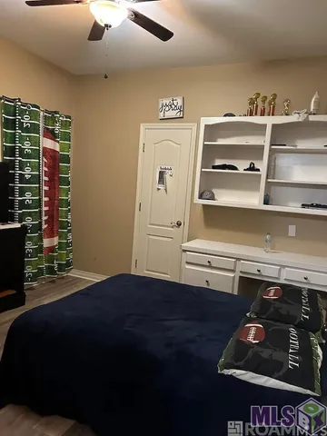 $2,300 | 17160 Fountainbleau Drive, Prairieville, LA 70769