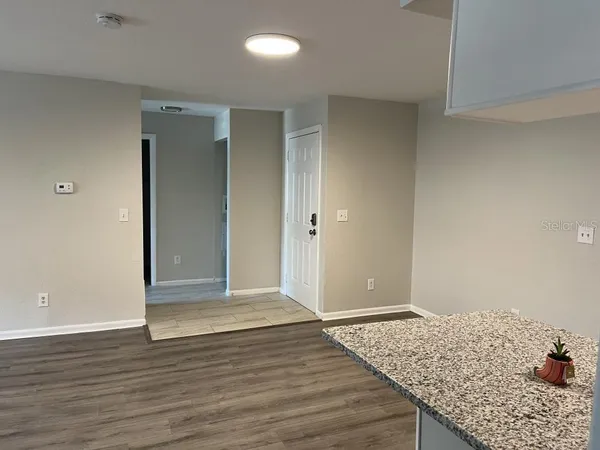 $195,000 | 624 Golden Raintree Place, Unit 624, Brandon, FL 33510