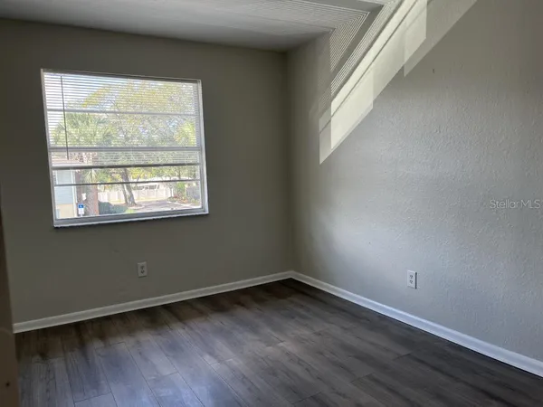 $195,000 | 624 Golden Raintree Place, Unit 624, Brandon, FL 33510