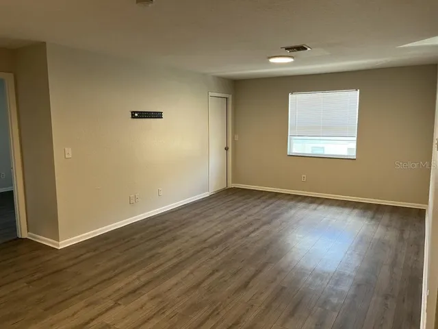 $195,000 | 624 Golden Raintree Place, Unit 624, Brandon, FL 33510