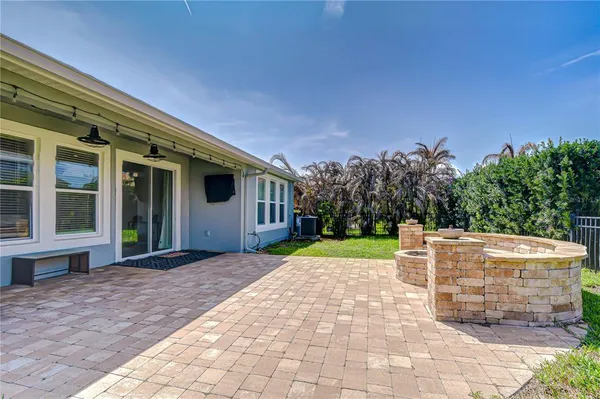 $540,000 | 5821 Jasper Glen Drive, Lithia, FL 33547