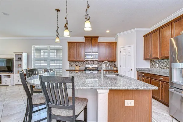 $540,000 | 5821 Jasper Glen Drive, Lithia, FL 33547
