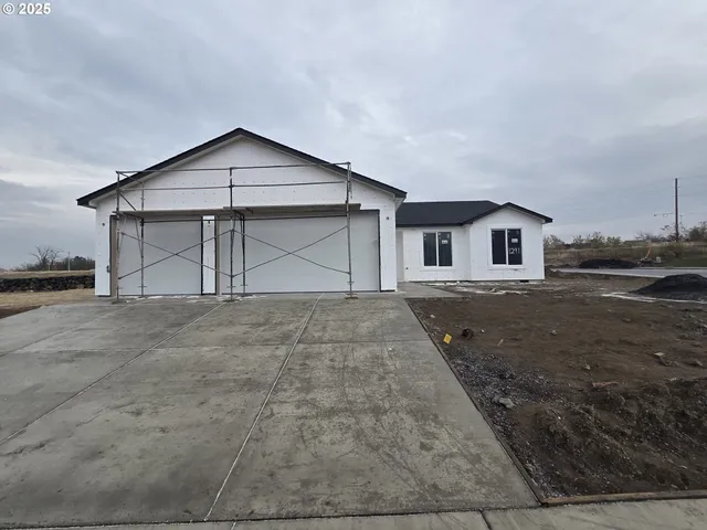 $399,500 | 1291 Southeast 9th Street, Hermiston, OR 97838