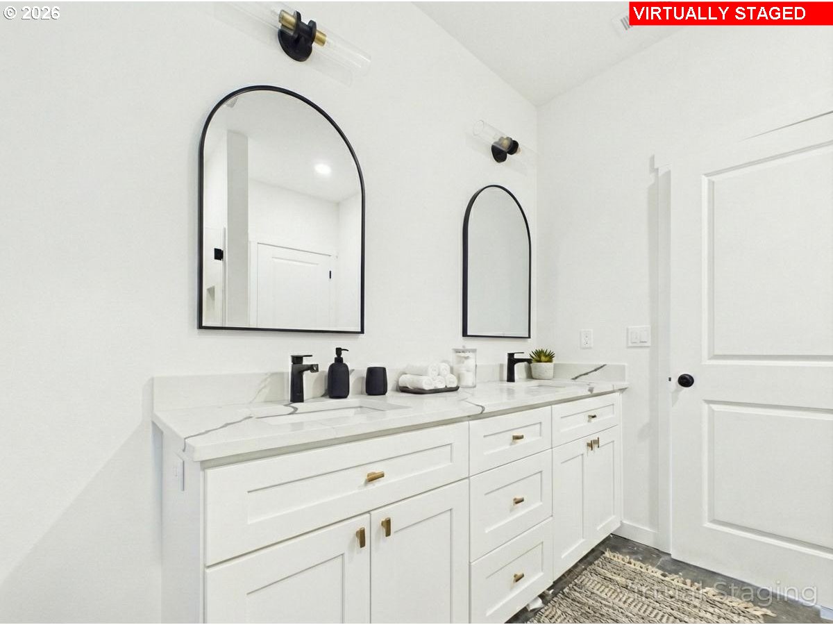 1291 Southeast 9th Street Hermiston, OR 97838 - Photo 26 of 34 a bathroom with 2 sink and a mirror
