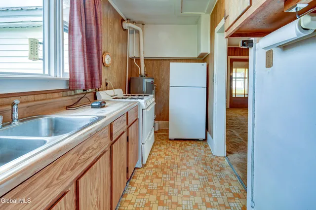 $169,900 | 822 Old Trail Road, Mohawk, NY 12095