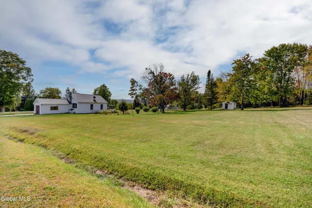 $169,900 | 822 Old Trail Road, Mohawk, NY 12095