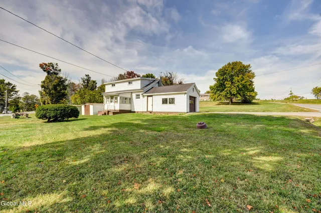 $169,900 | 822 Old Trail Road, Mohawk, NY 12095